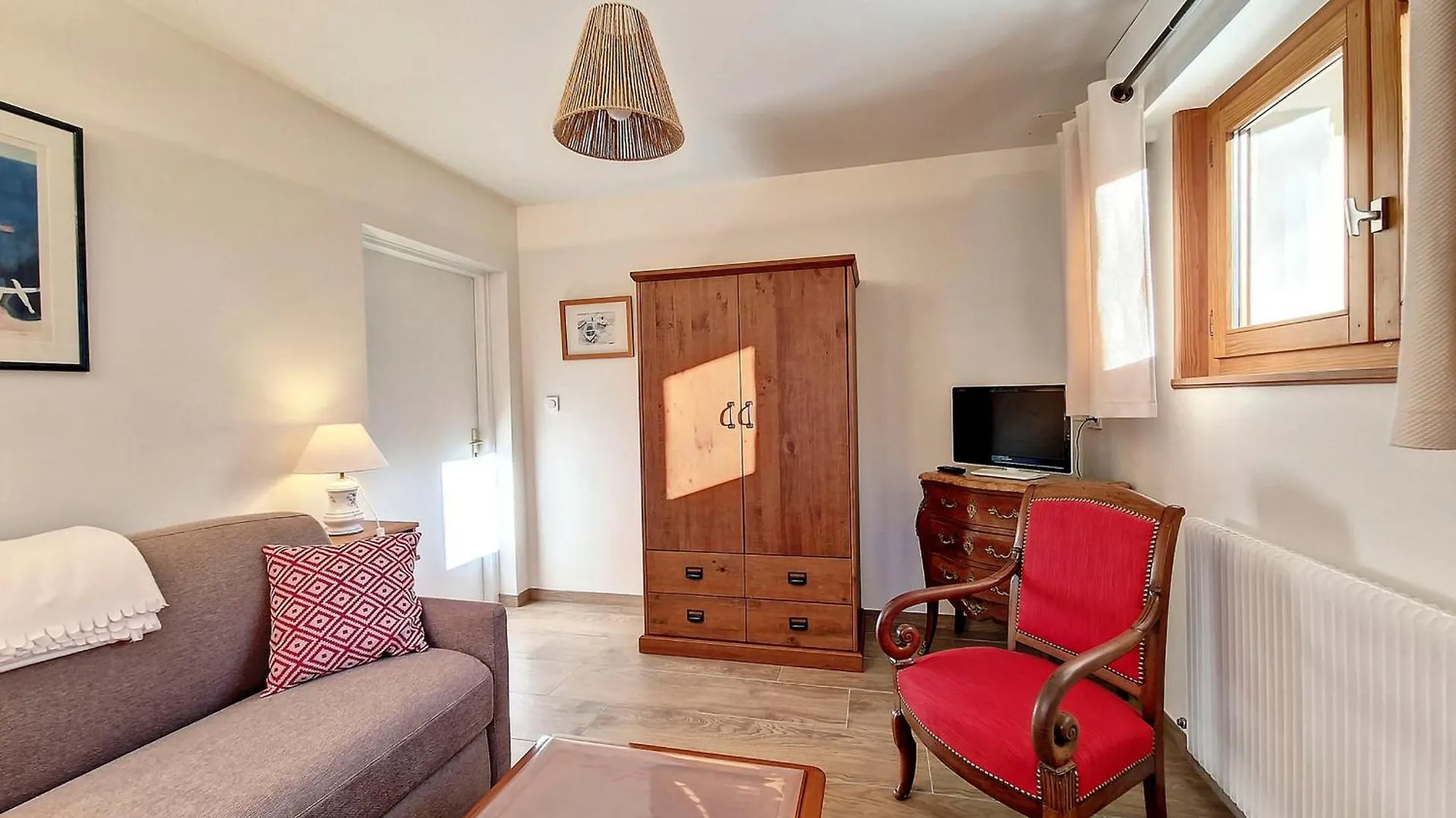Appartement Charmant Renove Avec Jardin, Garage Et Wifi - Fr-1-692-91 La Chapelle-d'Abondance 0*,  France